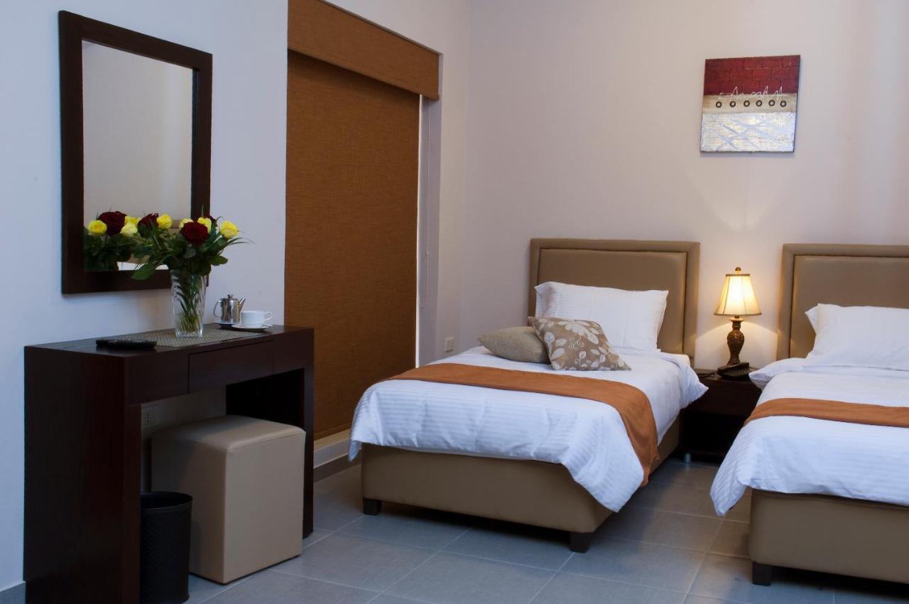 Celino Hotel Аман Екстериор снимка