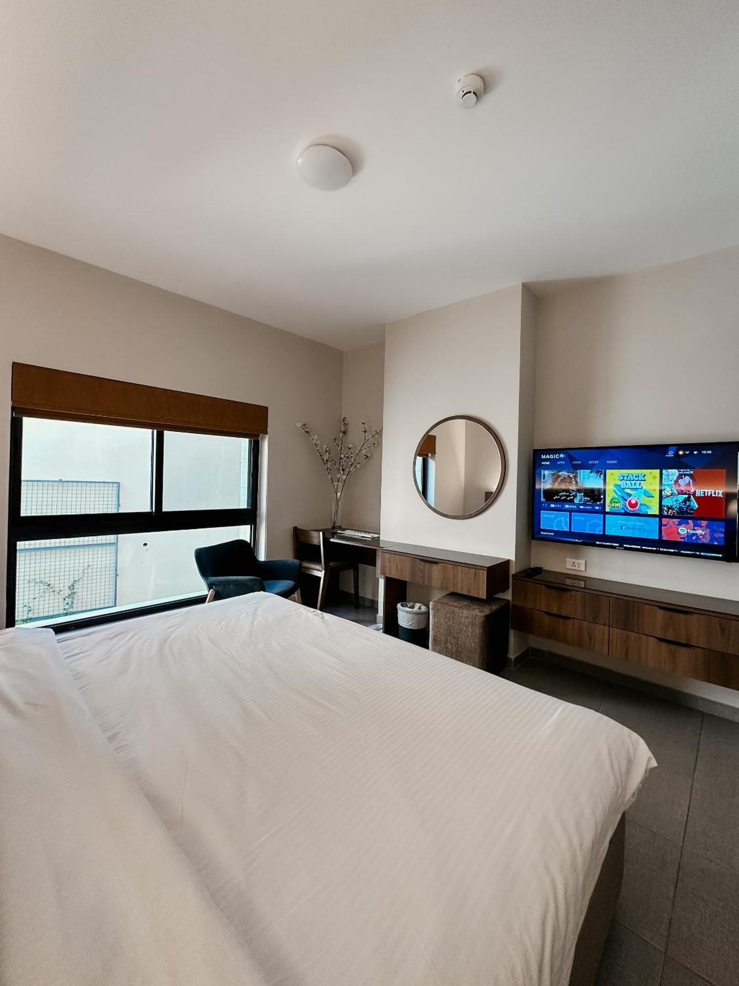 Celino Hotel Аман Екстериор снимка