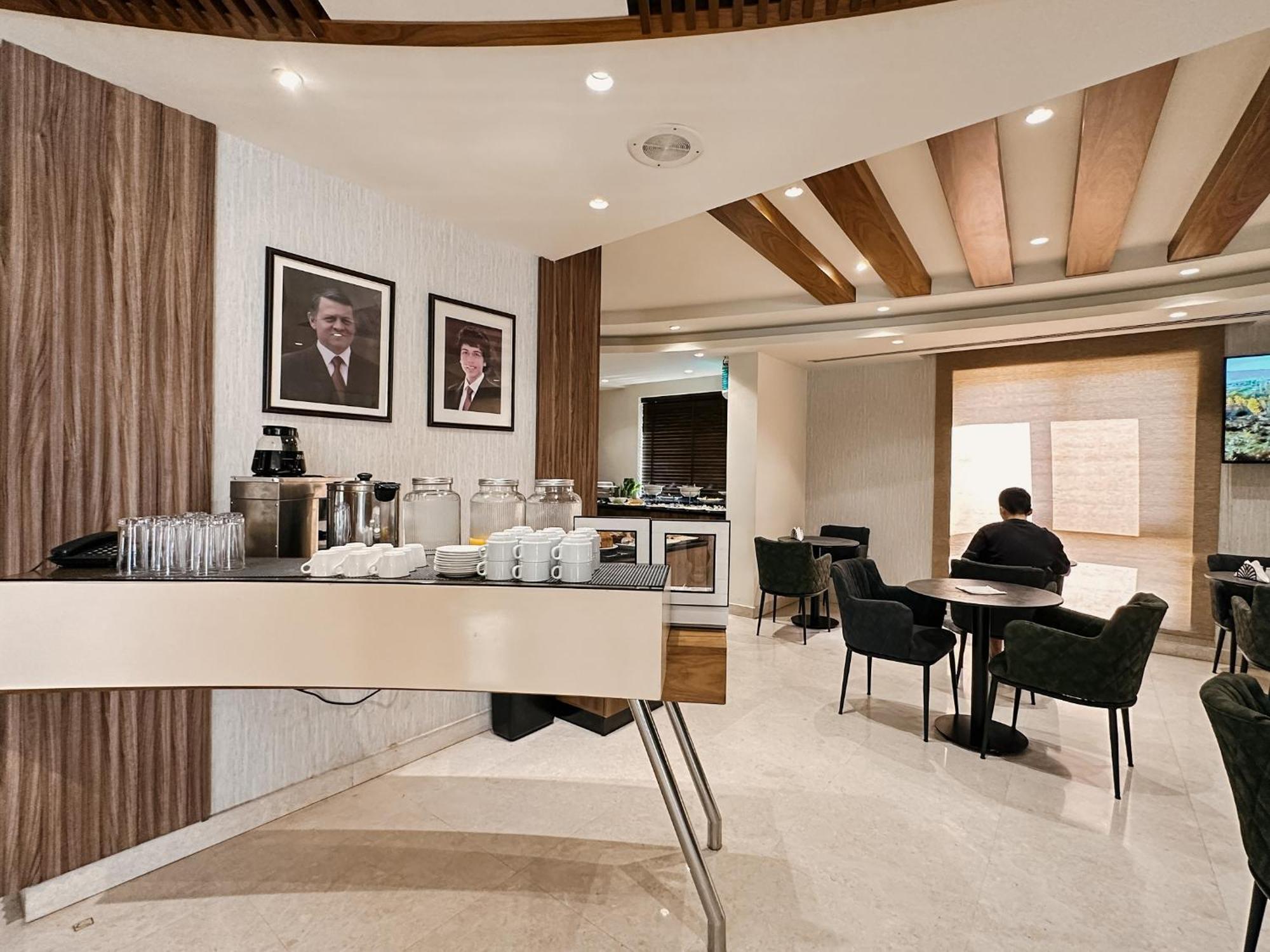 Celino Hotel Аман Екстериор снимка