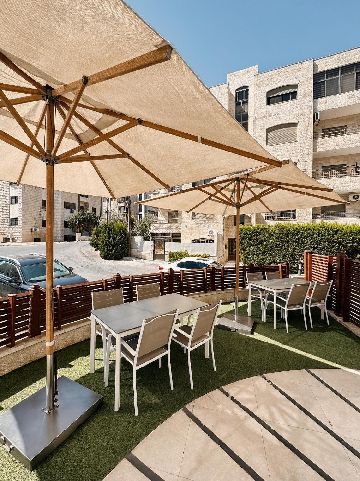 Celino Hotel Аман Екстериор снимка